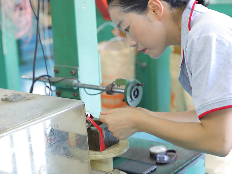 檢驗(yàn)設(shè)備